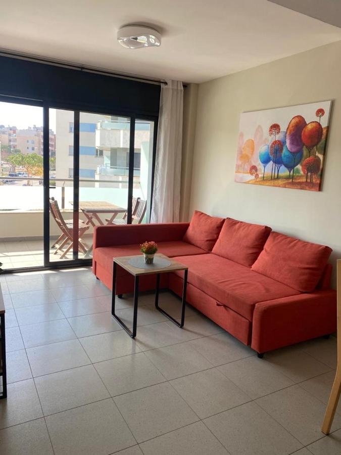 Exclusivo Piso De La Playa De Fenals Con Terraza Apartamento